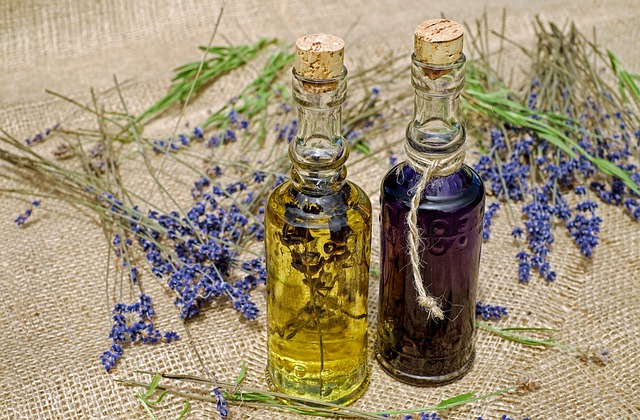Ingredienser 87 bath oil 2510783 640